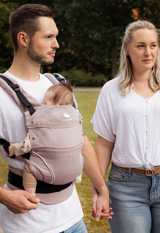 Manduca First Pure Cotton Babytrage powder mum dad