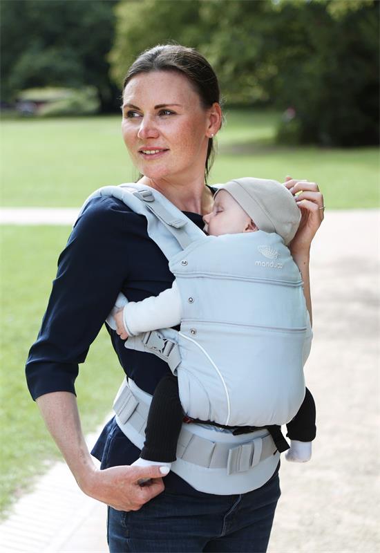 Manduca First Monochrome Babytrage arctic mama
