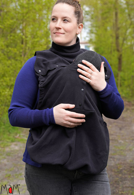 MaM Snuggle Cold Weather Insert black front