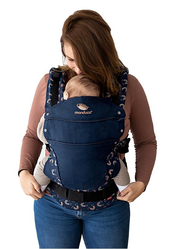Manduca First Limited Edition Babytrage Rainbow night mum front